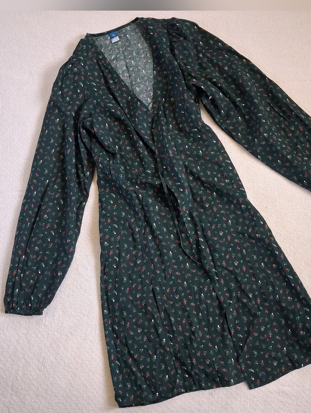 old navy ♡ puff sleeve mini wrap dress xs tall green cottagecore boho fall dark